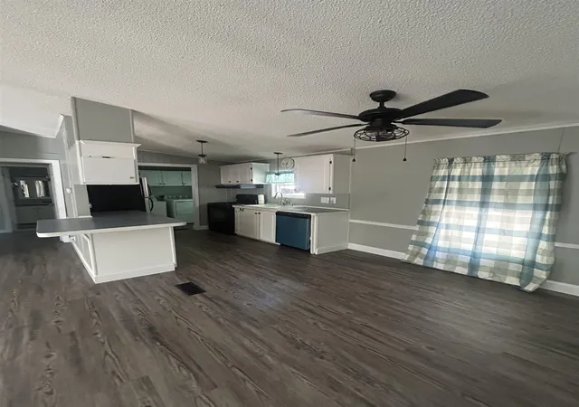 Photo 4 of Manufactured home for sale at 7 Hemlock Dr, Danville, NH 03819 | MLS# 5109531 | Listing updated on 2026-09-14