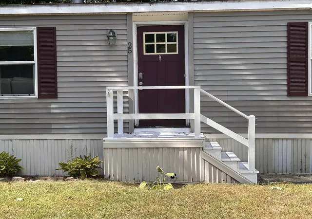 Photo 2 of Manufactured home for sale at 25 3rd Street, Barrington, NH 03825 | MLS# 5109558 | Listing updated on 2026-09-29