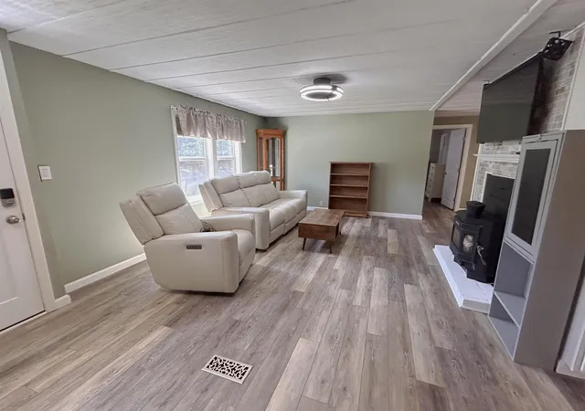 Photo 3 of Manufactured home for sale at 25 3rd Street, Barrington, NH 03825 | MLS# 5109558 | Listing updated on 2026-10-22