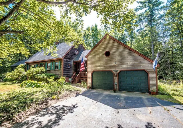 Photo 4 of Single family home for sale at 920 Lovell Lake Rd, Sanbornville, NH 03872 | MLS# 5109578 | Listing updated on 2026-09-23