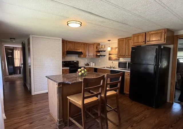 Photo 4 of Manufactured home for sale at 23 S Fuchsia Dr, Rochester, NH 03867 | MLS# 5109584 | Listing updated on 2026-10-03