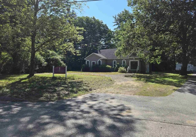Photo 1 of Single family home for sale at 26 S Sulloway St, Franklin, NH 03235 | MLS# 5109596 | Listing updated on 2026-09-28
