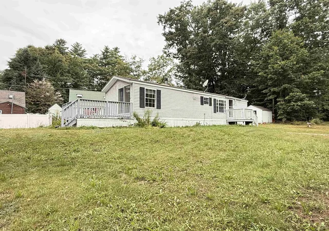 Manufactured home for sale at 22 Park Ave, Northwood, NH 03261 | MLS# 5109607