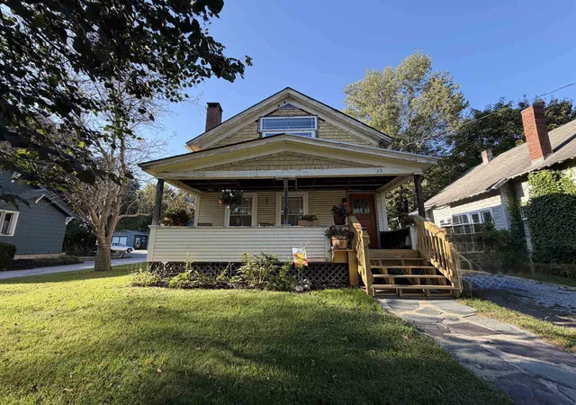Photo 1 of Single family home for sale at 59 Jackson Ave, Rutland City, VT 05701 | MLS# 5109614 | Listing updated on 2026-10-05
