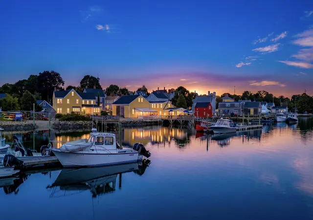 Photo 1 of Single family home for sale at 15 Pickering Ave, Portsmouth, NH 03801 | MLS# 5109617 | Listing updated on 2026-09-14