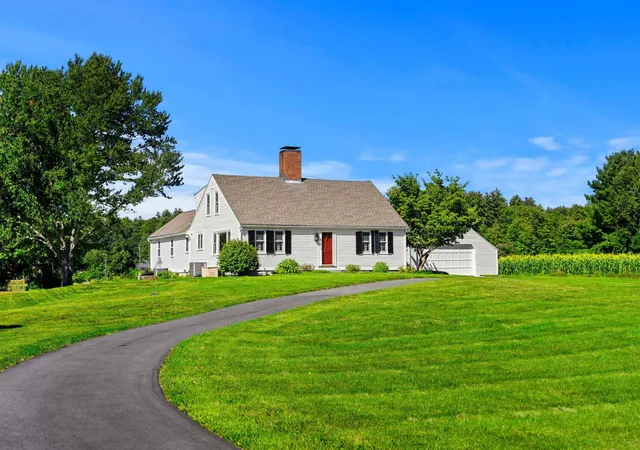 Photo 1 of Sale Pending at 89 N Pepperell Rd, Hollis, NH 03049 | MLS# 5109625 | Listing updated on 2026-09-25