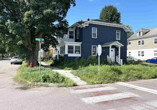 Photo 3 of Multi family home for sale at 18 Strong St, Burlington, VT 05401 | MLS# 5109658 | Listing updated on 2026-09-28