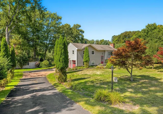 Photo 3 of Sale Pending at 67 Old Dennett Rd, Kittery, ME 03904 | MLS# 5109669 | Listing updated on 2026-09-27