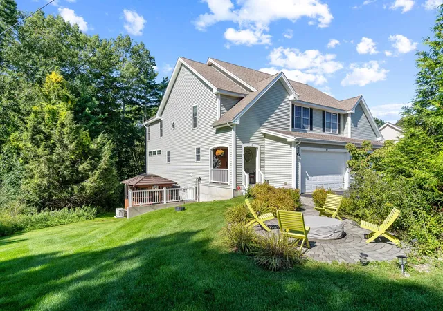 Condo for sale at 10 Blossom Ln, Stratham, NH 03885 | MLS# 5109681