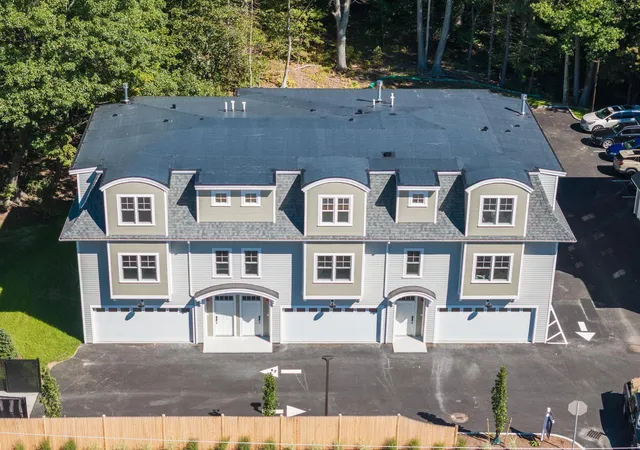 Photo 3 of Townhouse for sale at 14 Sagamore Rd #2, Rye, NH 03870 | MLS# 5109717 | Listing updated on 2026-10-07