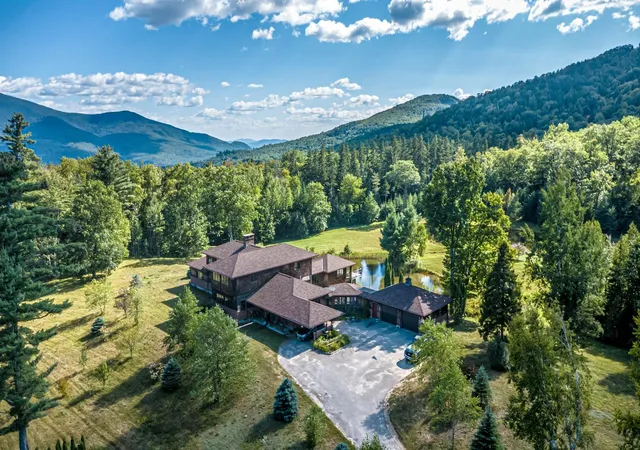 Single family home for sale at 196 Dundee Rd, Jackson, NH 03846 | MLS# 5109746