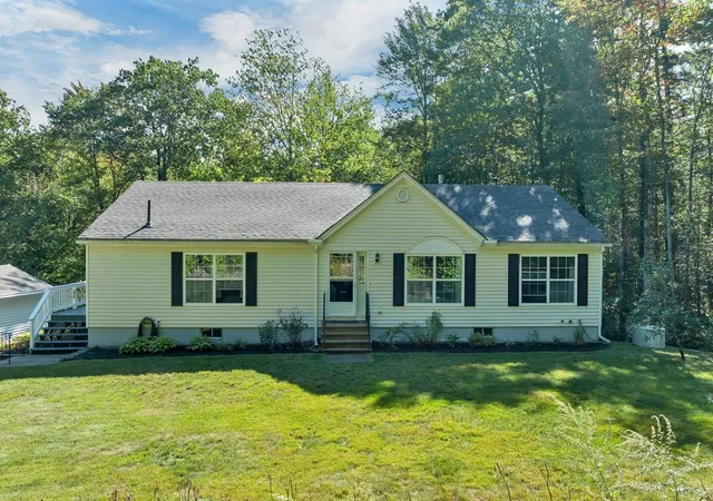 Photo 1 of Single family home for sale at 80 Quaker Rd, New Durham, NH 03855 | MLS# 5109779 | Listing updated on 2026-09-29