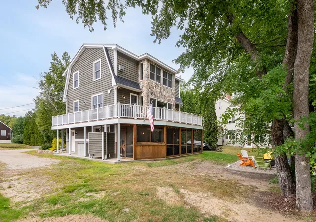 Photo 1 of Single family home for sale at 21 Myrtle Dr, Moultonborough, NH 03254 | MLS# 5109799 | Listing updated on 2026-10-07