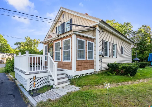 Single family home for sale at 48 Bow Ctr Rd, Bow, NH 03304 | MLS# 5109810