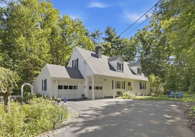 Photo 3 of Sale Pending at 4 Clough St, Bow, NH 03304 | MLS# 5109832 | Listing updated on 2026-09-19
