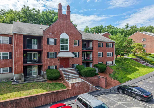 Condo for sale at 5 Louisburg Sq #11, Nashua, NH 03060 | MLS# 5109864