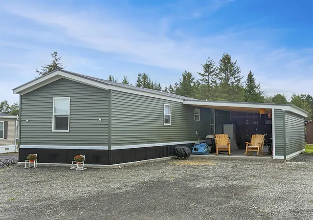 Photo 1 of Manufactured home for sale at 5 Middle Rd, Stewartstown, NH 03597 | MLS# 5109873 | Listing updated on 2026-09-22