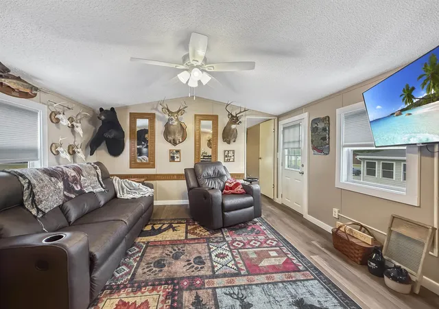 Photo 2 of Manufactured home for sale at 5 Middle Rd, Stewartstown, NH 03597 | MLS# 5109873 | Listing updated on 2026-09-22