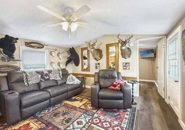 Photo 3 of Manufactured home for sale at 5 Middle Rd, Stewartstown, NH 03597 | MLS# 5109873 | Listing updated on 2026-09-22