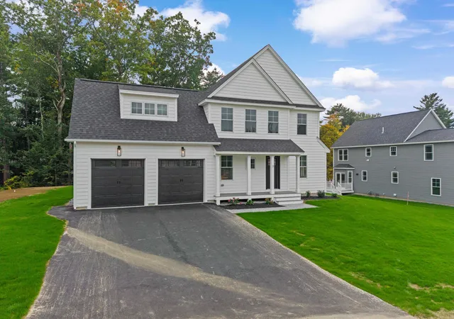 Photo 3 of Single family home for sale at 3 Cortland St, Hooksett, NH 03106 | MLS# 5109878 | Listing updated on 2026-10-07