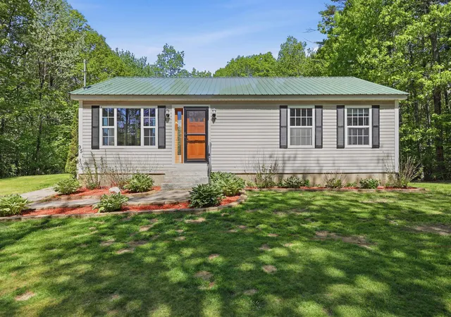 Photo 1 of Sale Pending at 95 Castle Rock Rd, Barrington, NH 03825 | MLS# 5109884 | Listing updated on 2026-10-05