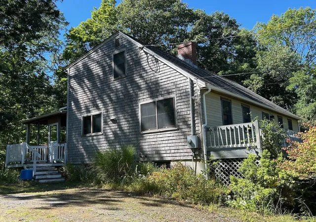 Photo 1 of Sale Pending at 2 Wild Pasture Rd, Kensington, NH 03833 | MLS# 5109894 | Listing updated on 2026-09-28