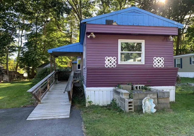 Photo 1 of Manufactured home for sale at 54 Barberry Ln, Raymond, NH 03077 | MLS# 5109923 | Listing updated on 2026-10-14