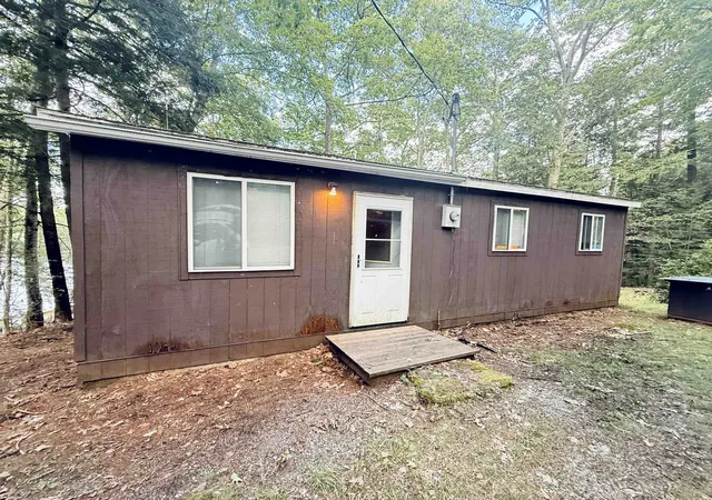 Photo 1 of Sale Pending at 11 Kimball St, Northwood, NH 03261 | MLS# 5109939 | Listing updated on 2026-10-01
