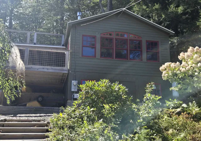 Photo 2 of Single family home for sale at 8 Marsh Hl Rd, New Durham, NH 03855 | MLS# 5109940 | Listing updated on 2026-09-17