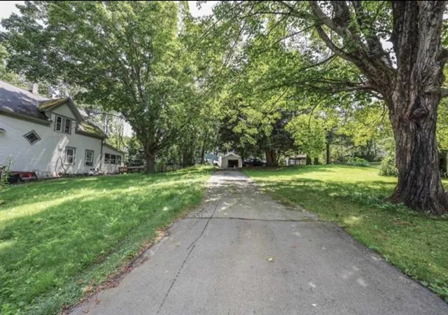 Photo 3 of Single family home for sale at 51 Merrimack St, Concord, NH 03303 | MLS# 5109942 | Listing updated on 2026-09-22