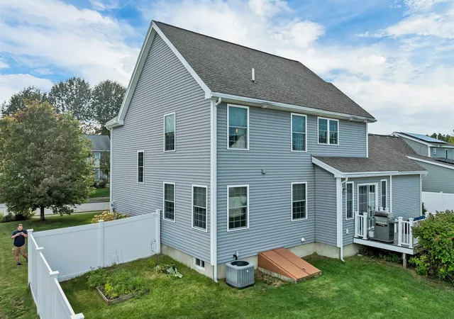 Photo 2 of Single family home for sale at 16 Amy Way, Concord, NH 03303 | MLS# 5109948 | Listing updated on 2026-10-09