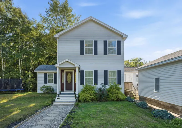 Photo 1 of Single family home for sale at 3 Clearwood Ln, Northfield, NH 03276 | MLS# 5109951 | Listing updated on 2026-10-03