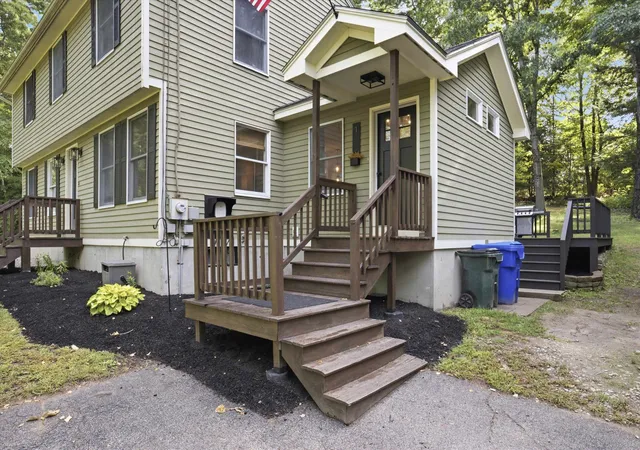 Photo 3 of Single family home for sale at 1 Hope Ln, Bow, NH 03304 | MLS# 5109988 | Listing updated on 2026-10-15
