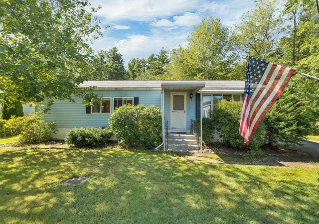 Manufactured home for sale at 21 Sir Lancelot Dr, Exeter, NH 03833 | MLS# 5109996