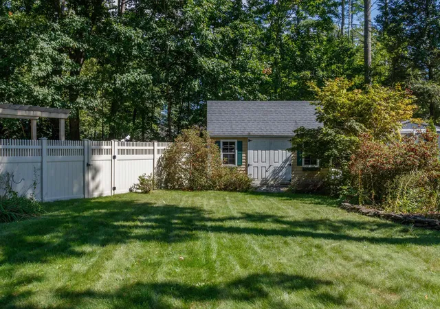 Photo 2 of Single family home for sale at 55 Peterson Cir, Concord, NH 03303 | MLS# 5110004 | Listing updated on 2026-09-21