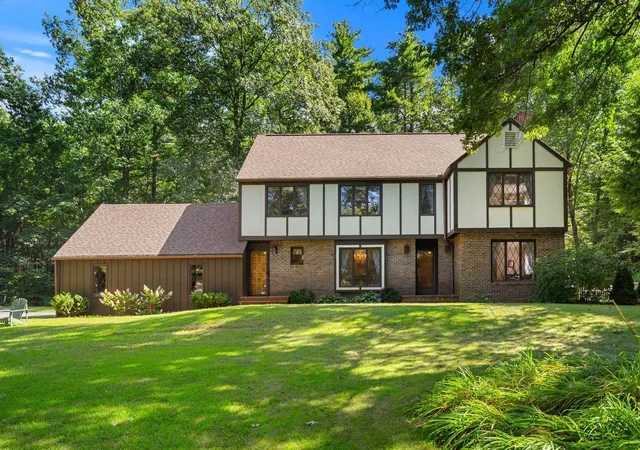 Photo 1 of Sale Pending at 39 Ashbrook Dr, Hampton, NH 03842 | MLS# 5110005 | Listing updated on 2026-10-28