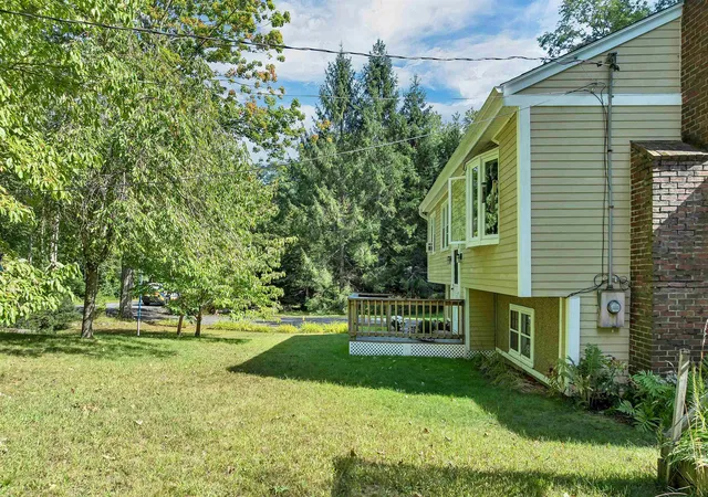 Photo 3 of Single family home for sale at 33 Gale Village Rd, Newton, NH 03858 | MLS# 5110032 | Listing updated on 2026-09-20
