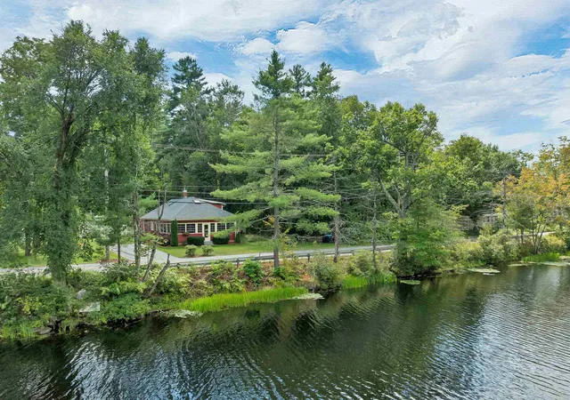 Photo 3 of Single family home for sale at 49 River Rd, Concord, NH 03303 | MLS# 5110034 | Listing updated on 2026-10-14
