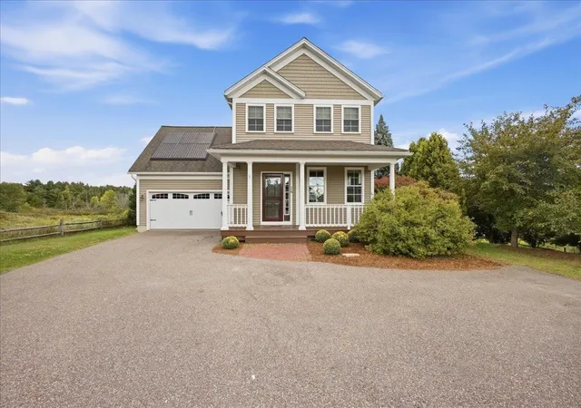 Photo 2 of Single family home for sale at 18 N Jefferson Rd, South Burlington, VT 05403 | MLS# 5110089 | Listing updated on 2026-10-15