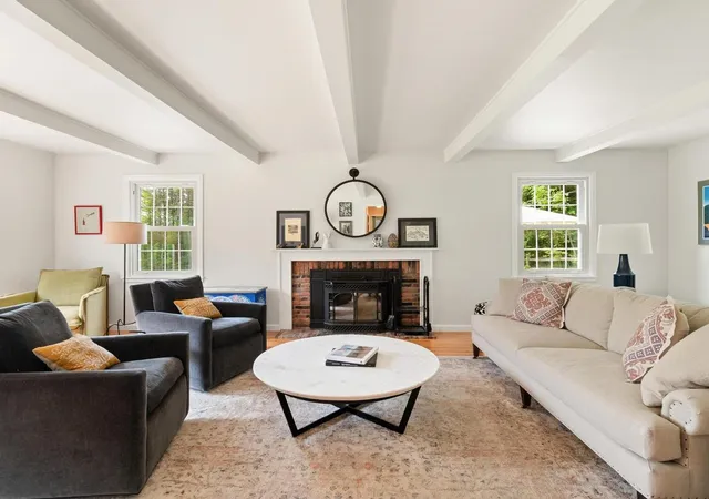 Photo 2 of Sale Pending at 546 Spear St, Charlotte, VT 05445 | MLS# 5110122 | Listing updated on 2026-10-15