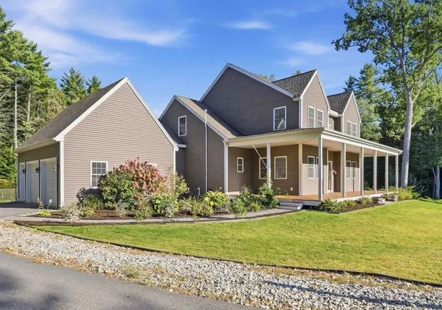 Photo 3 of Single family home for sale at 106 Wellington Ln, Loudon, NH 03307 | MLS# 5110127 | Listing updated on 2026-09-21