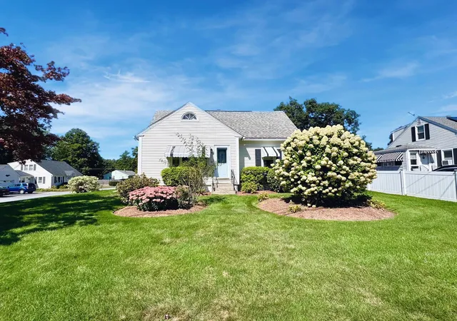 Photo 1 of Single family home for sale at 11 Victor Ave, Nashua, NH 03060 | MLS# 5110128 | Listing updated on 2026-10-26