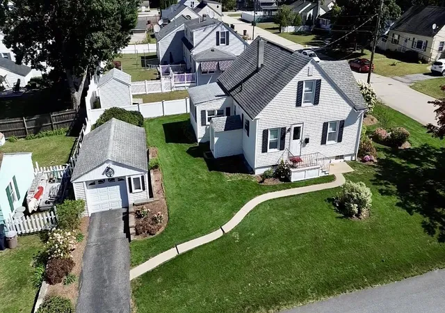 Photo 3 of Single family home for sale at 11 Victor Ave, Nashua, NH 03060 | MLS# 5110128 | Listing updated on 2026-10-26