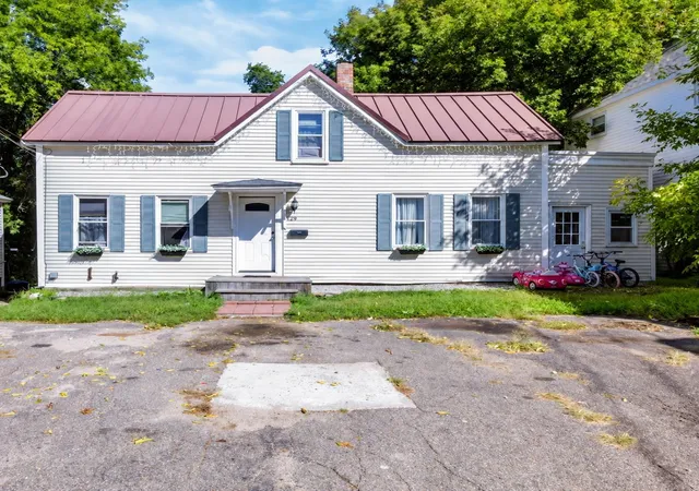 Photo 1 of Sale Pending at 29 Ferry St, Allenstown, NH 03275 | MLS# 5110130 | Listing updated on 2026-10-15