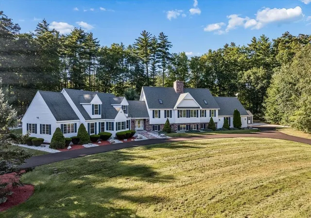 Photo 1 of Single family home for sale at 32 Thornton Fry Rd Ii, Amherst, NH 03031 | MLS# 5110150 | Listing updated on 2026-09-21