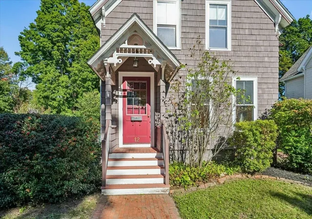 Photo 3 of Single family home for sale at 12 Holt St, Concord, NH 03301 | MLS# 5110197 | Listing updated on 2026-09-24