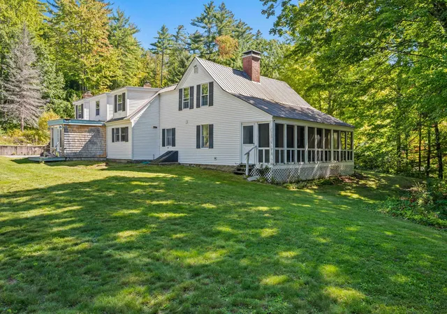 Photo 1 of Single family home for sale at 1025 Hurricane Mountain Rd, North Conway, NH 03812 | MLS# 5110283 | Listing updated on 2026-10-02