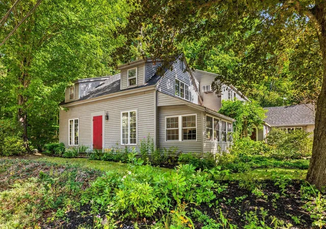 Photo 1 of Single family home for sale at 172 Packers Fls Rd, Durham, NH 03824 | MLS# 5110296 | Listing updated on 2026-09-18