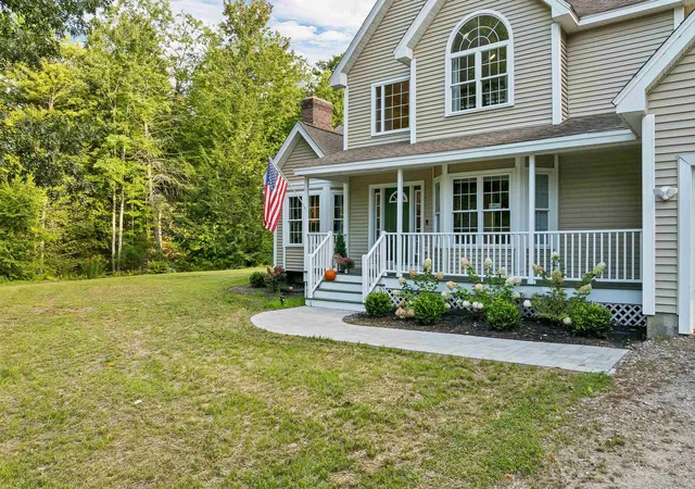 Photo 2 of Single family home for sale at 104 Hurricane Rd, Belmont, NH 03220 | MLS# 5110343 | Listing updated on 2026-10-14