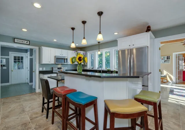 Photo 2 of Single family home for sale at 478 Broad Rd, Contoocook, NH 03229 | MLS# 5110365 | Listing updated on 2026-09-23
